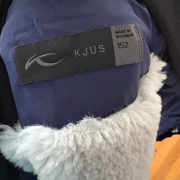 KJUS Blue and White Junior’s Mila Ski Jacket - Picture 4 of 4